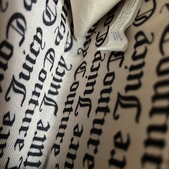 Juicy Couture wallet coin purse Brand New double pocket retro vibe velour - Picture 11 of 13